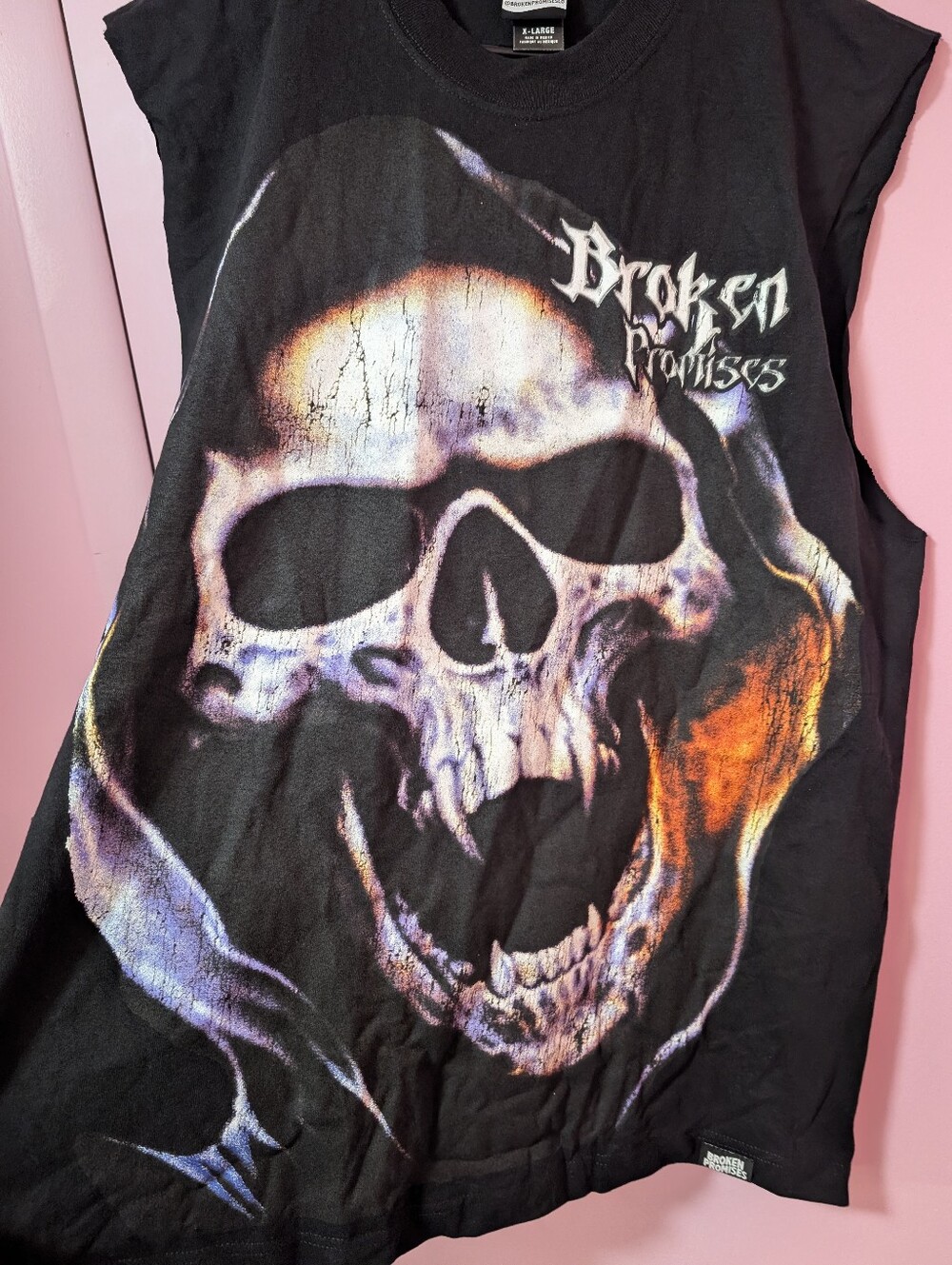 Broken Promises Skull Muscle Tee - Picture 2 of 5